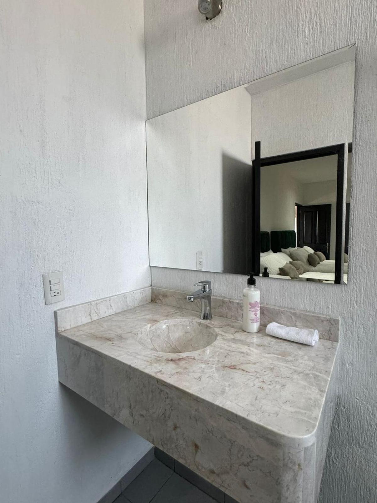 Suite Los Angeles Tecozautla Exterior foto